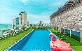 Khách sạn Royal Ocean